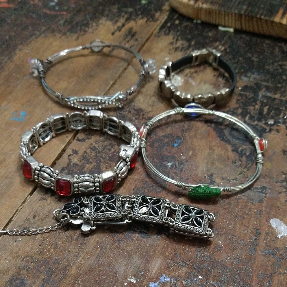 Random 5 Bracelets Bundle